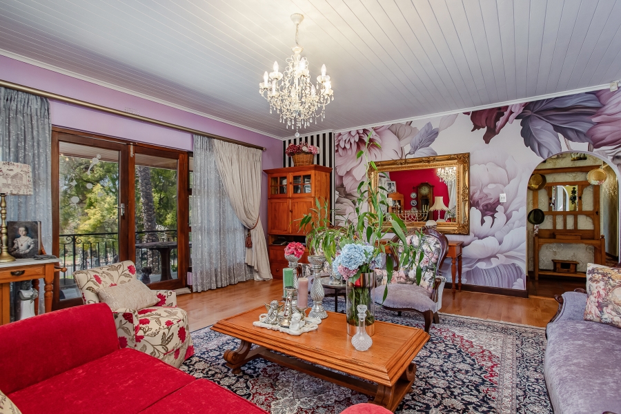 To Let 6 Bedroom Property for Rent in Groenvlei Western Cape
